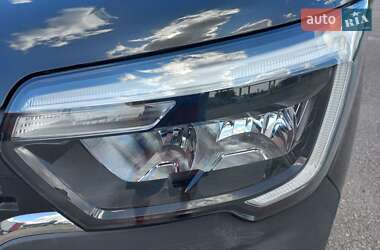 Грузовой фургон Renault Master 2020 в 