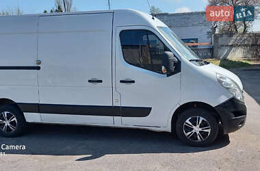 Грузовой фургон Renault Master 2012 в 