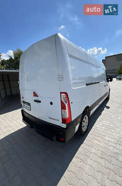 Грузовой фургон Renault Master 2012 в 