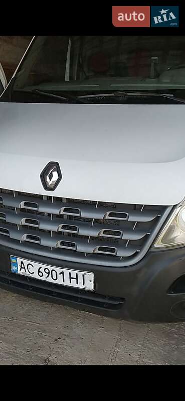 Грузовой фургон Renault Master 2011 в Луцке