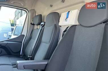 Грузовой фургон Renault Master 2021 в 