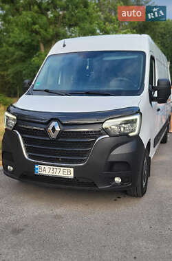 Грузовой фургон Renault Master 2019 в 