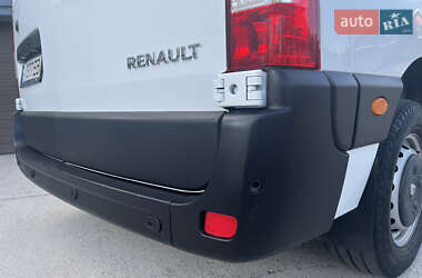 Грузовой фургон Renault Master 2019 в 