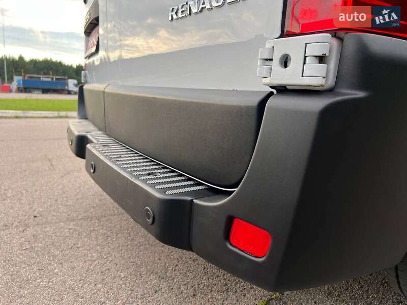 Грузовой фургон Renault Master 2022 в Киеве