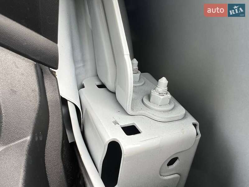 Грузовой фургон Renault Master 2022 в Киеве