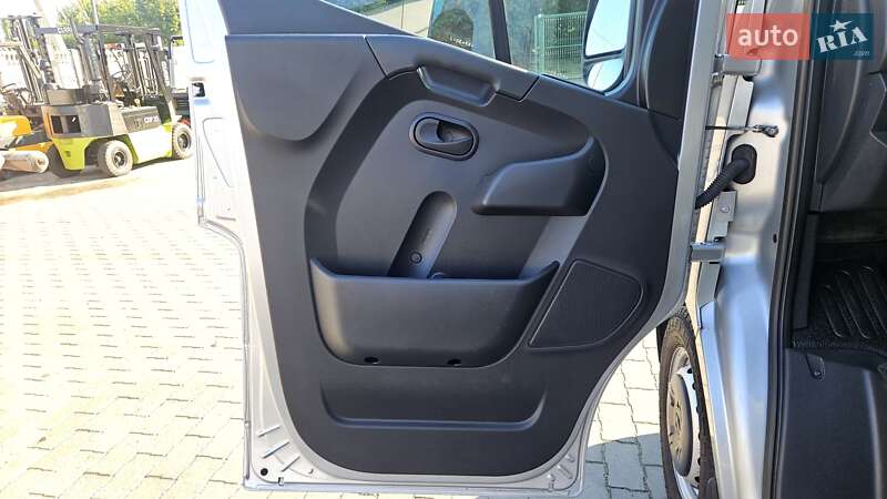 Вантажний фургон Renault Master 2021 в Радомишлі