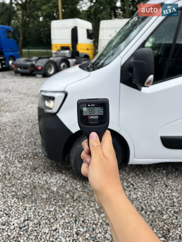 Грузовой фургон Renault Master 2022 в Умани