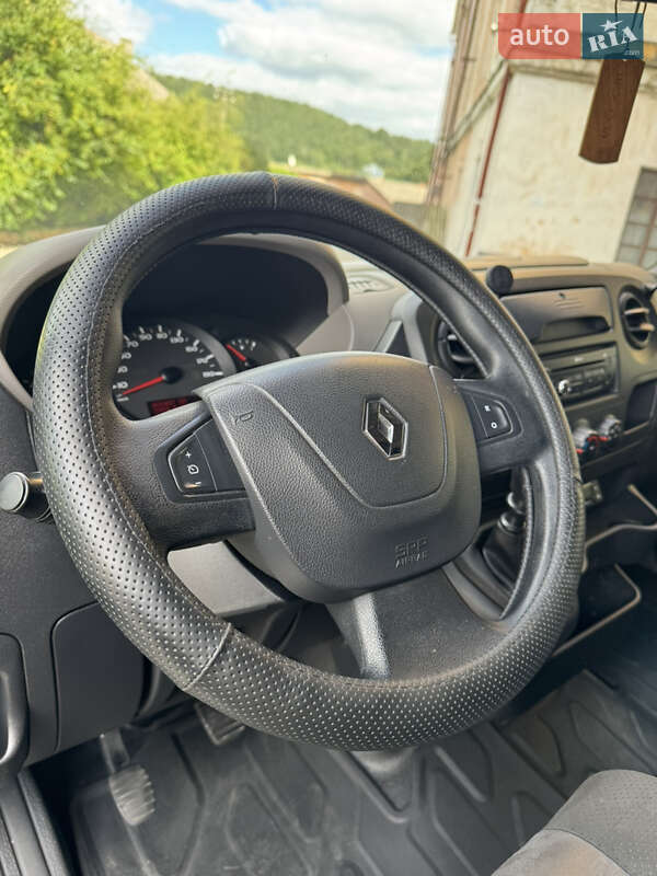 Грузопассажирский фургон Renault Master 2014 в Кременце