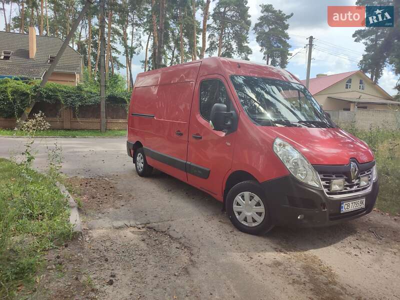 Грузовой фургон Renault Master 2015 в Чернигове