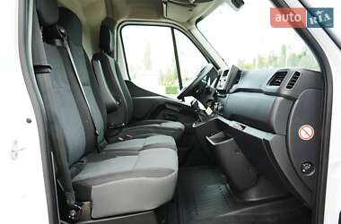 Грузовой фургон Renault Master 2020 в 