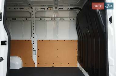 Грузовой фургон Renault Master 2020 в 