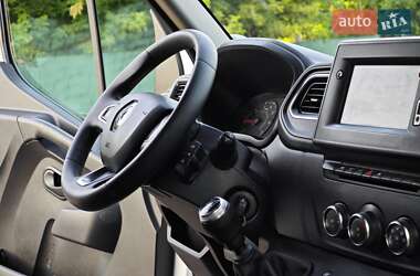Грузовой фургон Renault Master 2021 в 