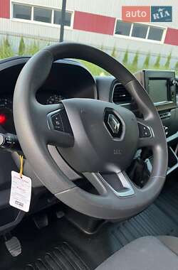Грузовой фургон Renault Master 2021 в 