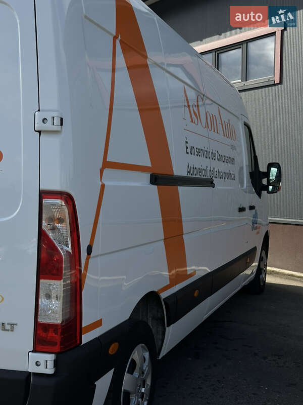 Грузовой фургон Renault Master 2022 в Долине