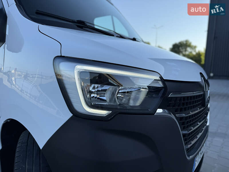 Грузовой фургон Renault Master 2021 в Дубно