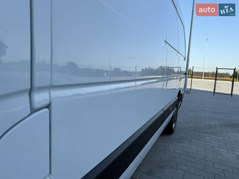 Грузовой фургон Renault Master 2021 в Дубно