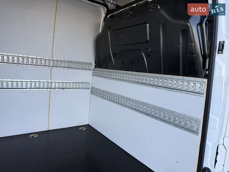 Грузовой фургон Renault Master 2021 в Дубно