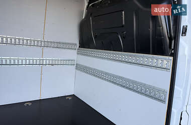 Грузовой фургон Renault Master 2021 в 