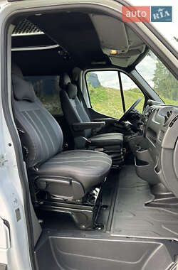 Микроавтобус Renault Master 2018 в 