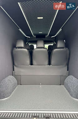Микроавтобус Renault Master 2018 в 