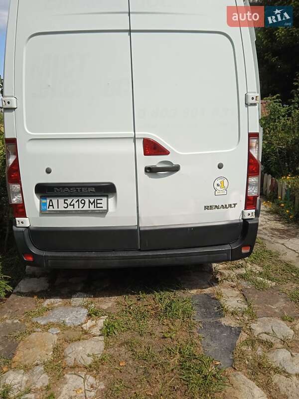 Грузовой фургон Renault Master 2013 в Радомышле