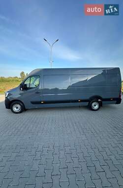 Грузовой фургон Renault Master 2023 в 