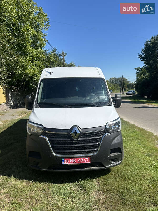 Грузовой фургон Renault Master 2024 в 