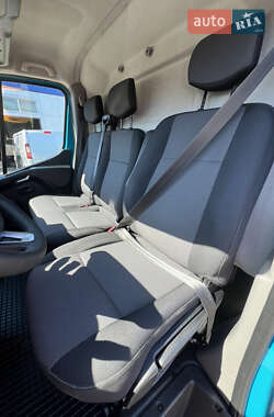 Грузовой фургон Renault Master 2021 в 