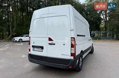 Грузовой фургон Renault Master 2016 в 