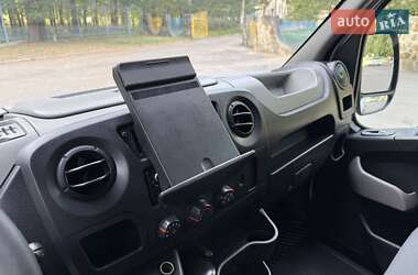 Грузовой фургон Renault Master 2016 в 