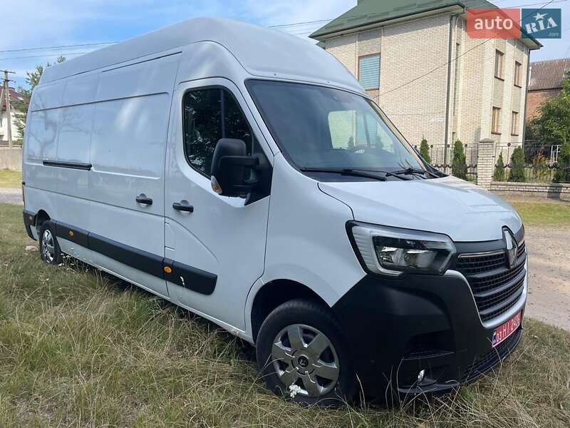 Грузовой фургон Renault Master 2020 в 