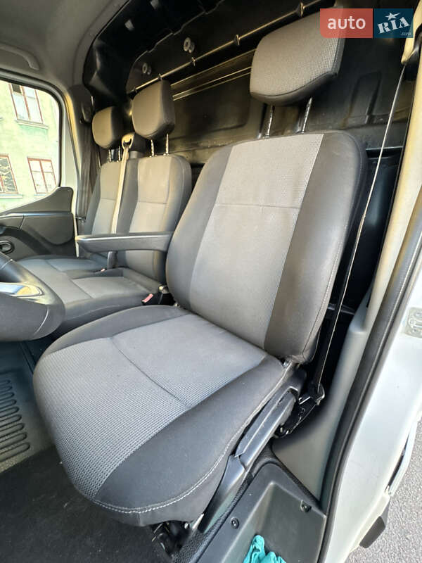Грузовой фургон Renault Master 2020 в Киеве