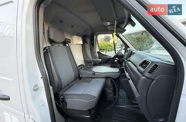 Грузовой фургон Renault Master 2021 в 
