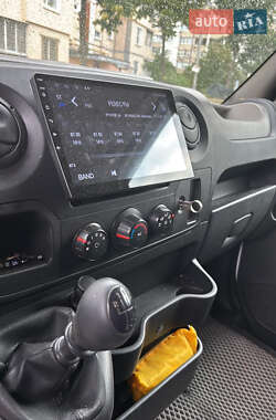 Грузовой фургон Renault Master 2014 в 