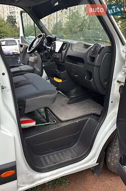 Грузовой фургон Renault Master 2014 в 
