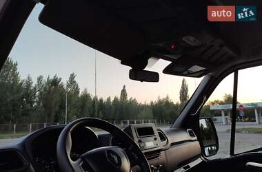 Грузовой фургон Renault Master 2020 в 