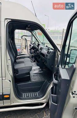 Грузовой фургон Renault Master 2019 в 