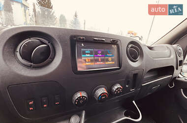 Грузовой фургон Renault Master 2019 в 