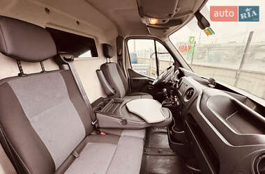 Грузовой фургон Renault Master 2019 в 