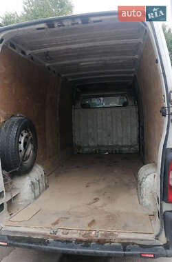 Грузовой фургон Renault Master 2006 в 