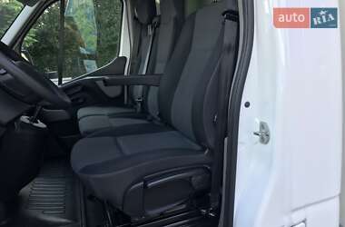 Грузовой фургон Renault Master 2018 в 