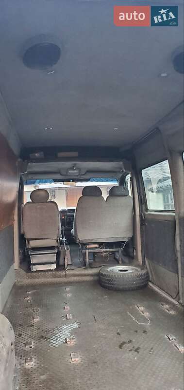 Микроавтобус Renault Master 2000 в Радехове