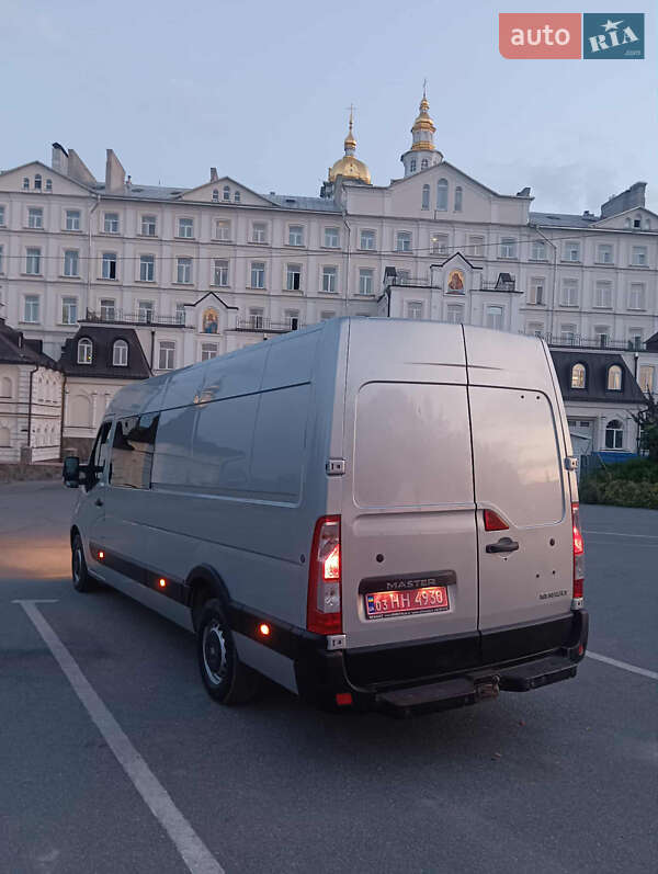 Грузовой фургон Renault Master 2014 в Тернополе