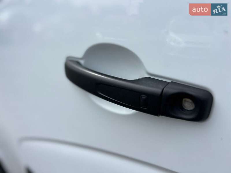 Грузовой фургон Renault Master 2022 в Днепре фото 29 Грузовой фургон Renault Master 2022 в Днепре