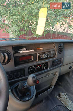 Грузовой фургон Renault Master 2006 в 