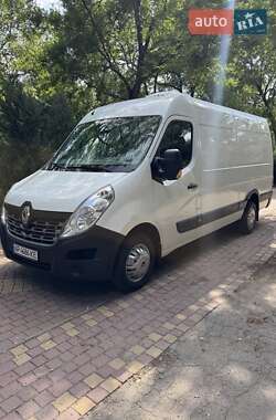 Грузовой фургон Renault Master 2017 в 