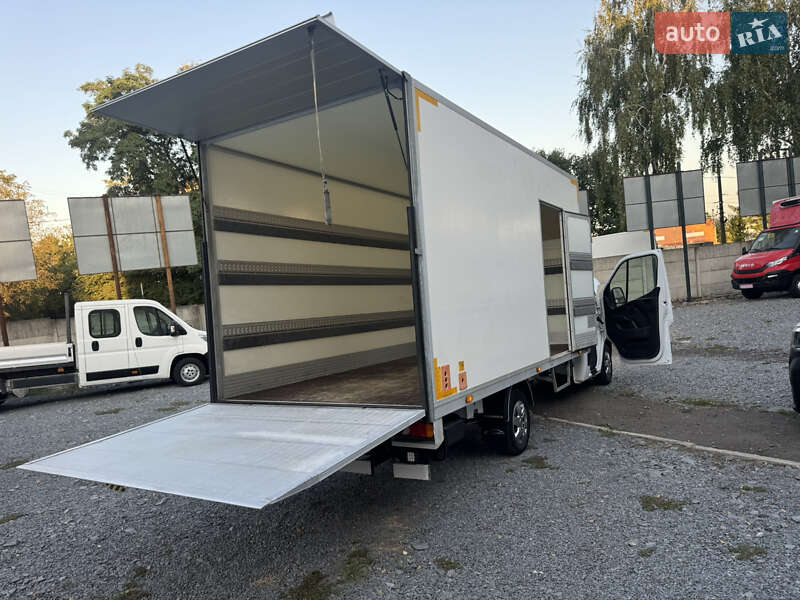 Грузовой фургон Renault Master 2019 в Ровно