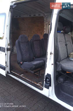 Грузопассажирский фургон Renault Master 2007 в 