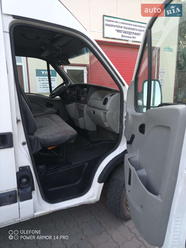 Грузопассажирский фургон Renault Master 2007 в Нововолынске