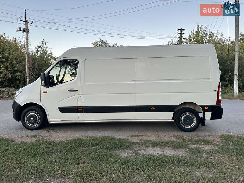 Грузовой фургон Renault Master 2016 в Киеве